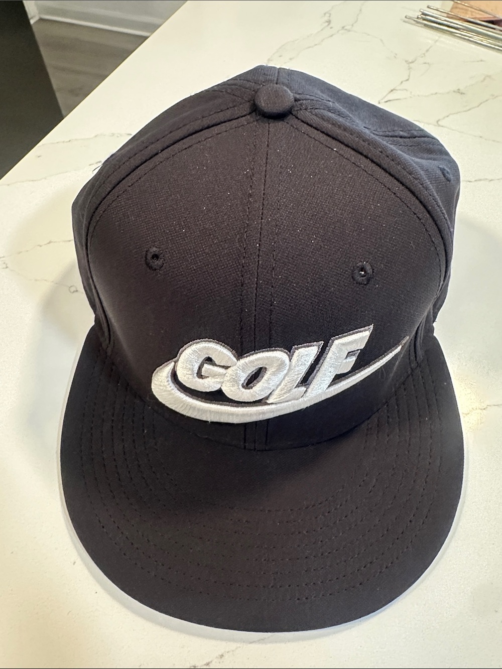 Nike Black and White Golf Snapback Hat